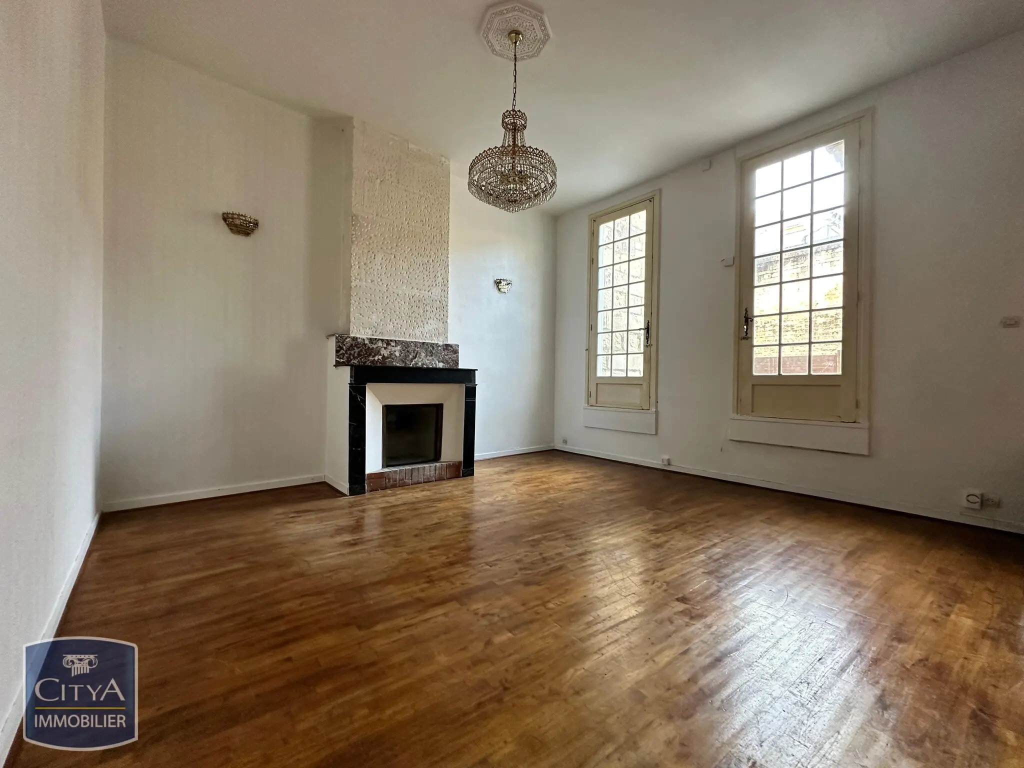 Photo 2 Immeuble 111m²