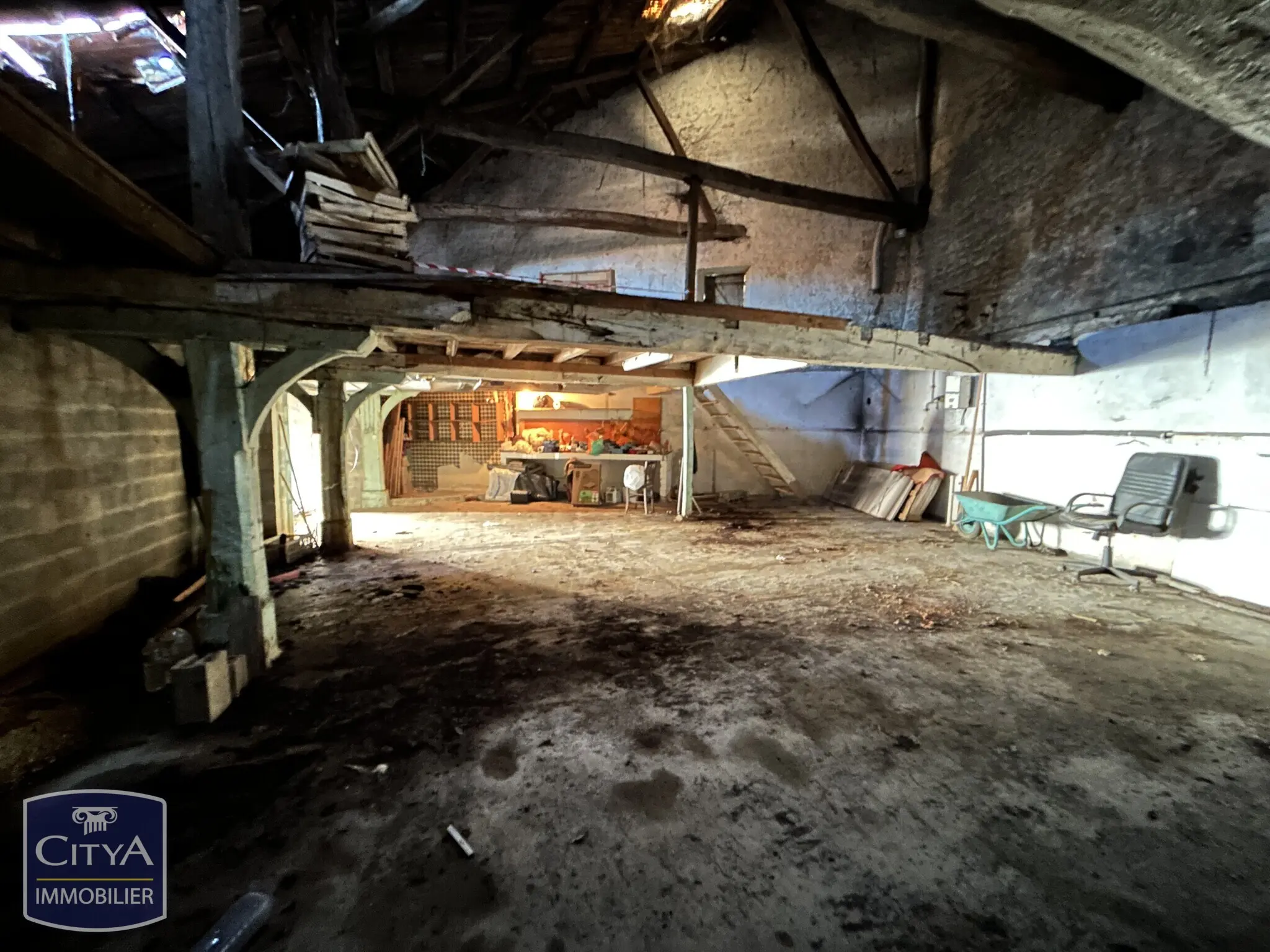 Photo 2 Local Commercial 350m²