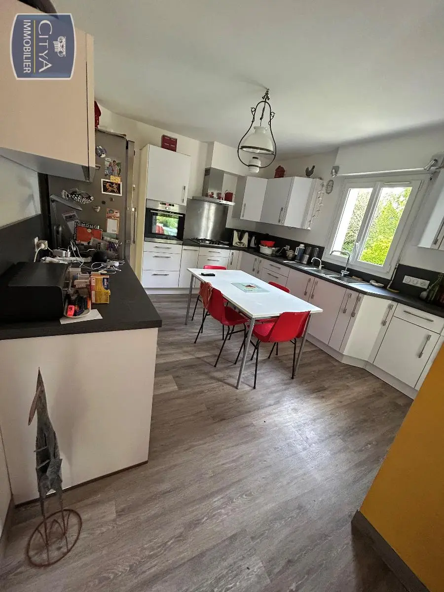 Photo 2 Maison 6 pièces 155m²