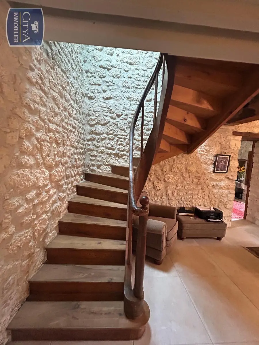 Photo 16 Maison 5 pièces 174m²