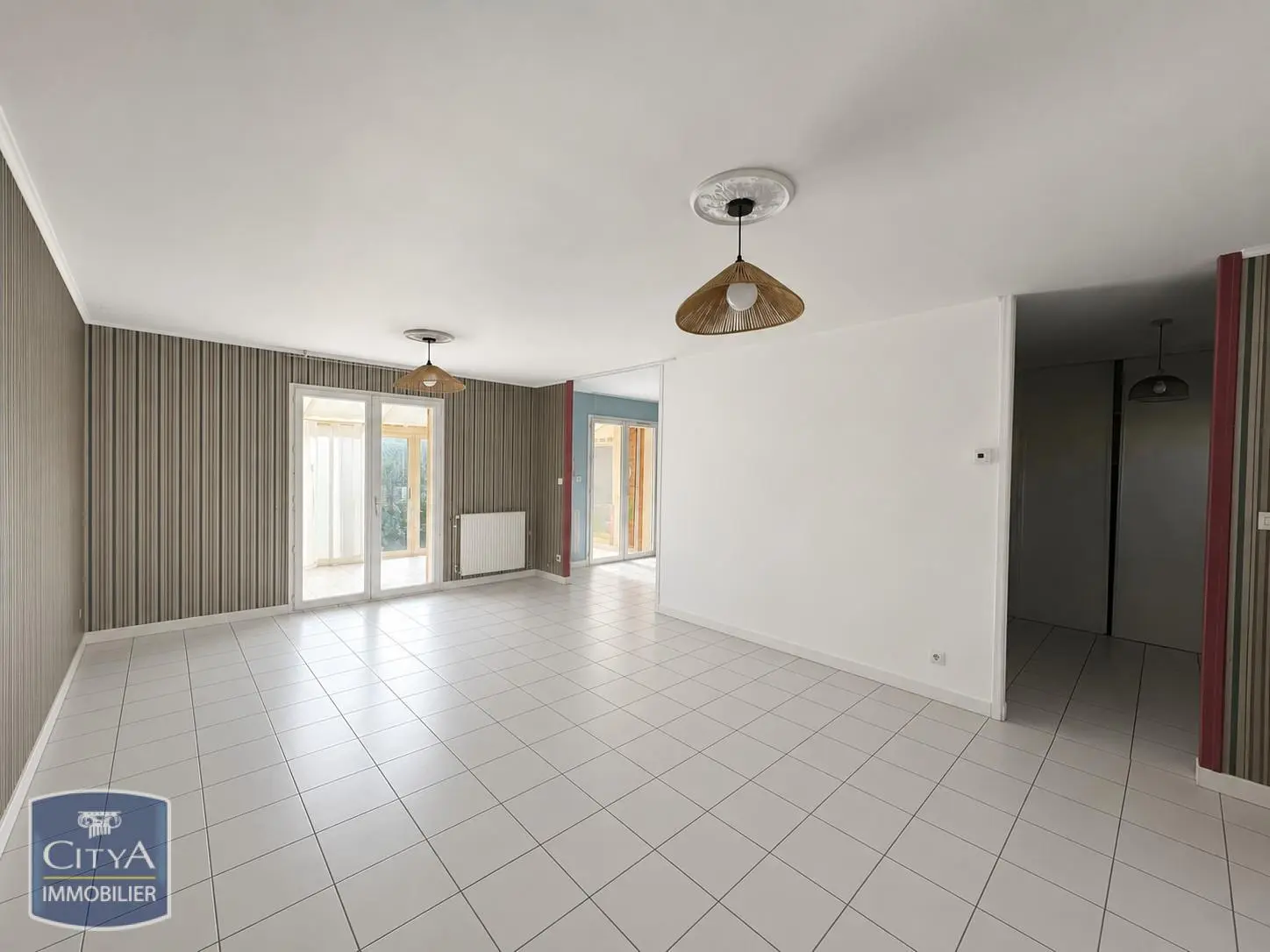 Photo 2 Maison 4 pièces 97.5m²
