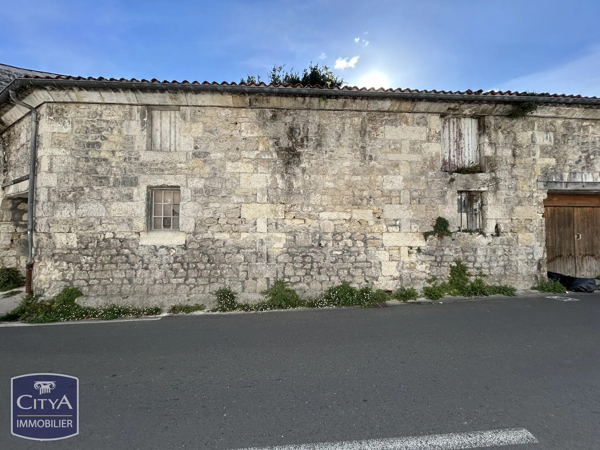 Photo 3 Local Commercial 350m²