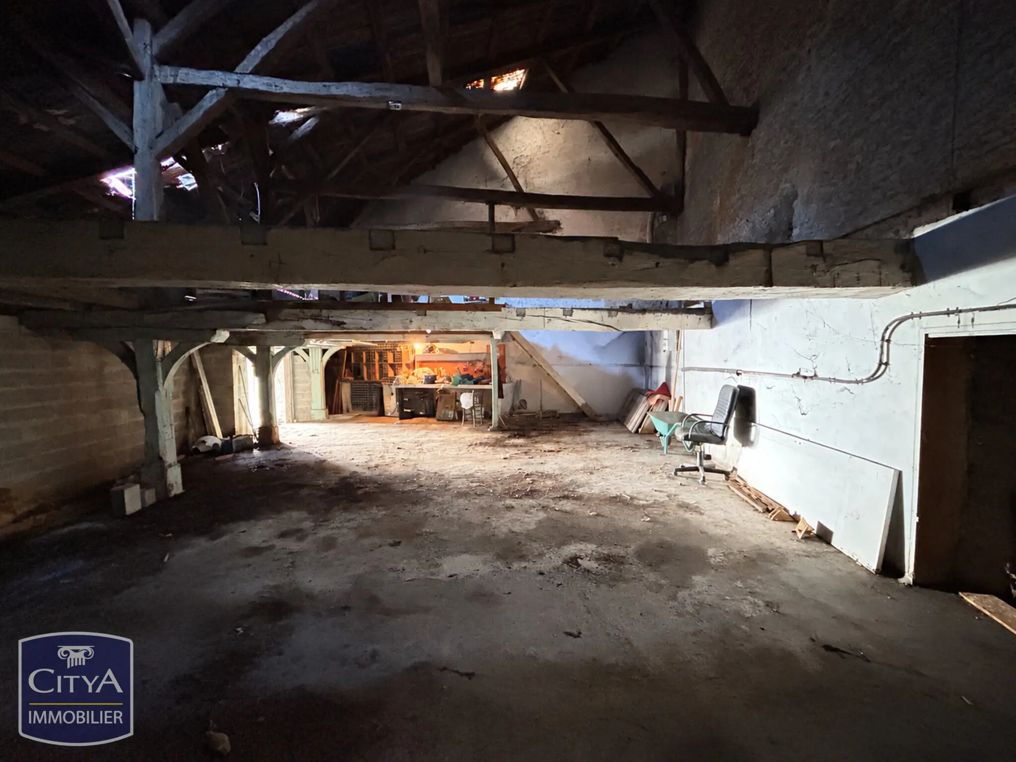 Photo 1 Local Commercial 350m²