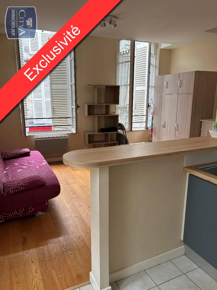 Photo 1 Appartement 1 pièce 23m²