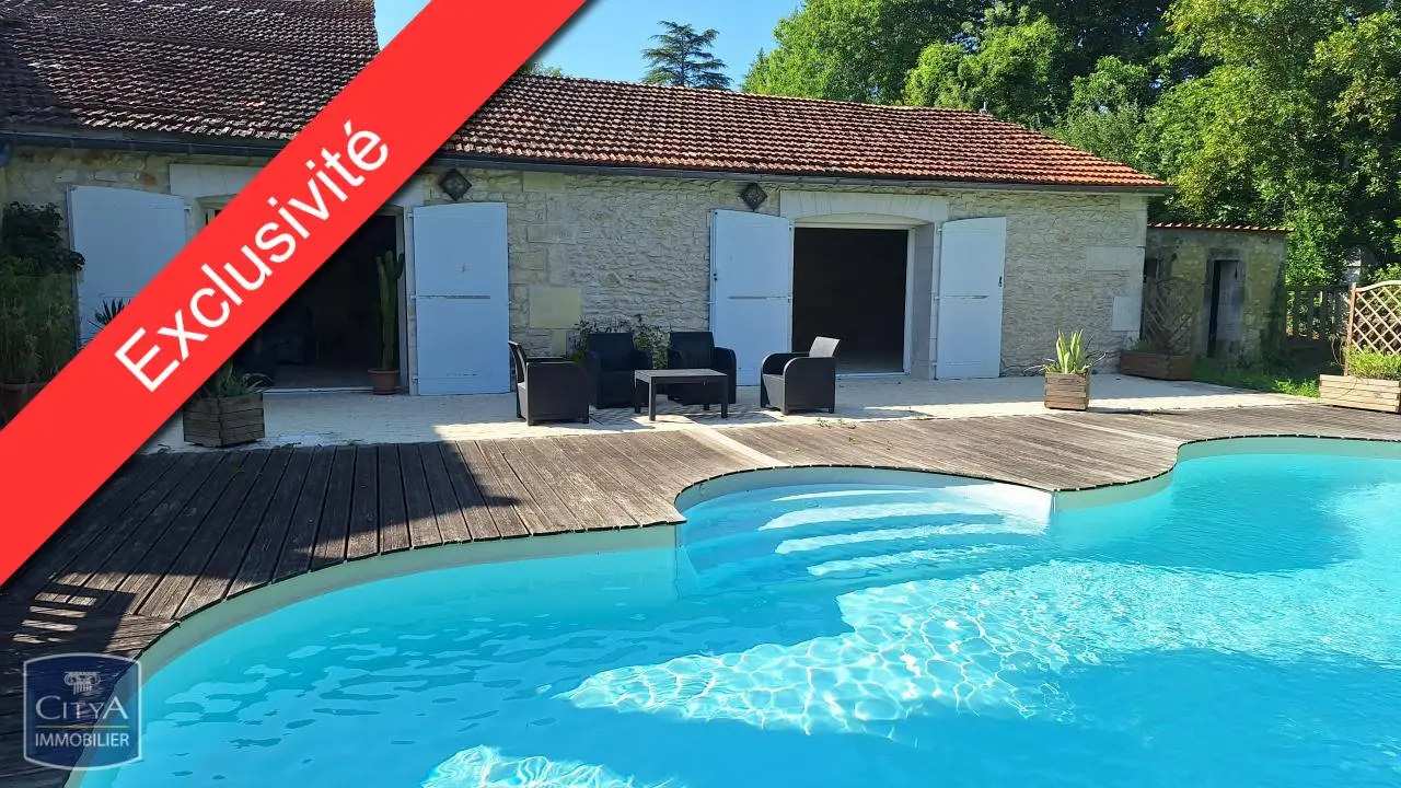 Photo 1 Maison 8 pièces 251m²