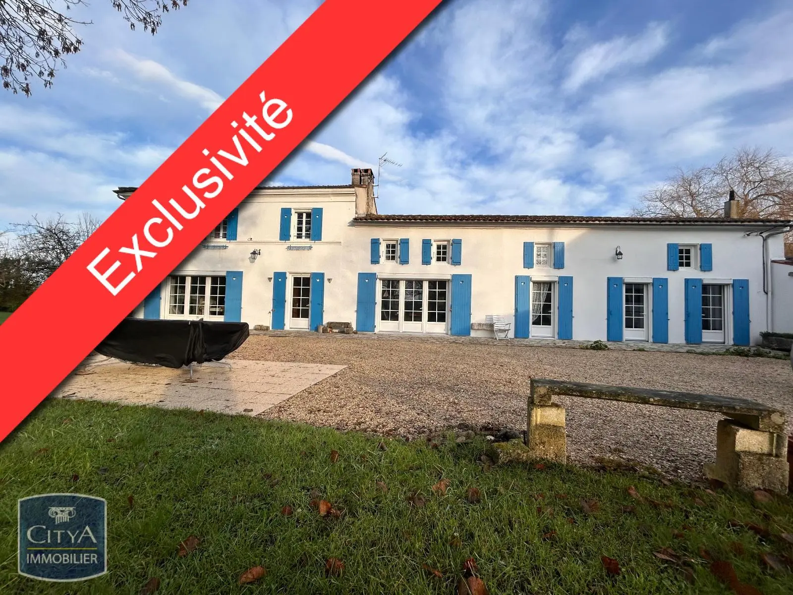 Photo 1 Maison 5 pièces 185m²