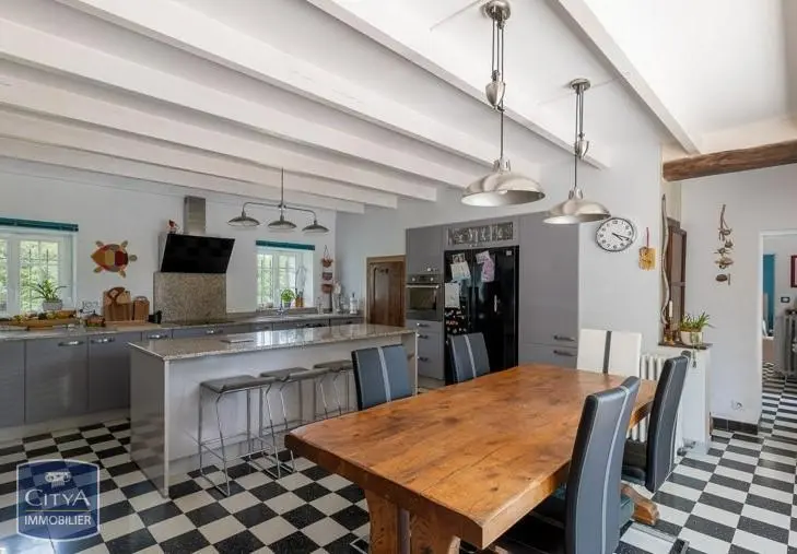 Photo 6 Maison 5 pièces 185m²