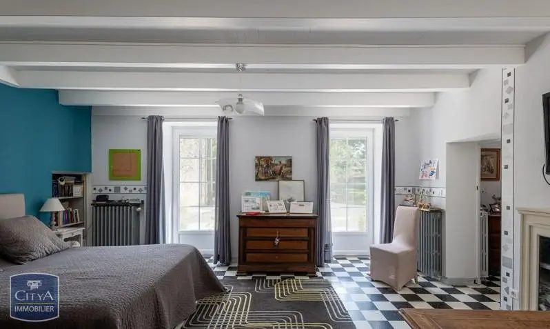 Photo 8 Maison 5 pièces 185m²