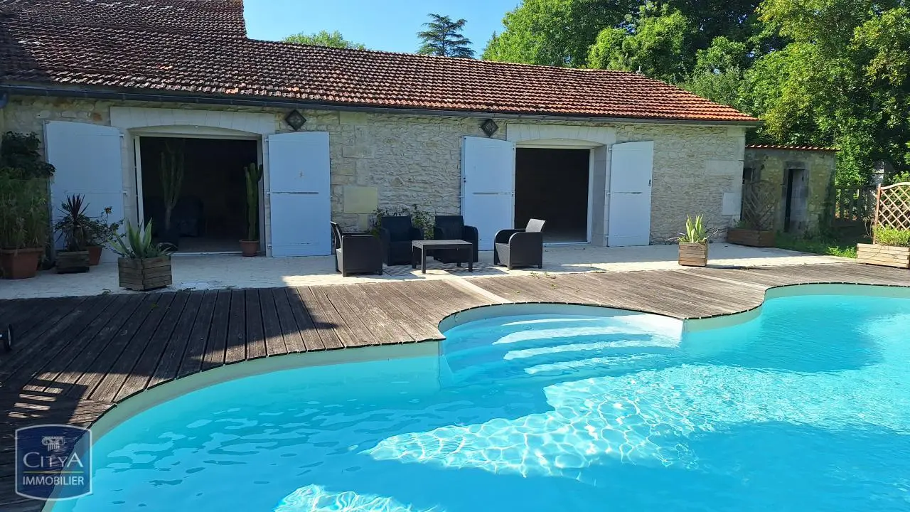 Photo 6 Maison 8 pièces 251m²