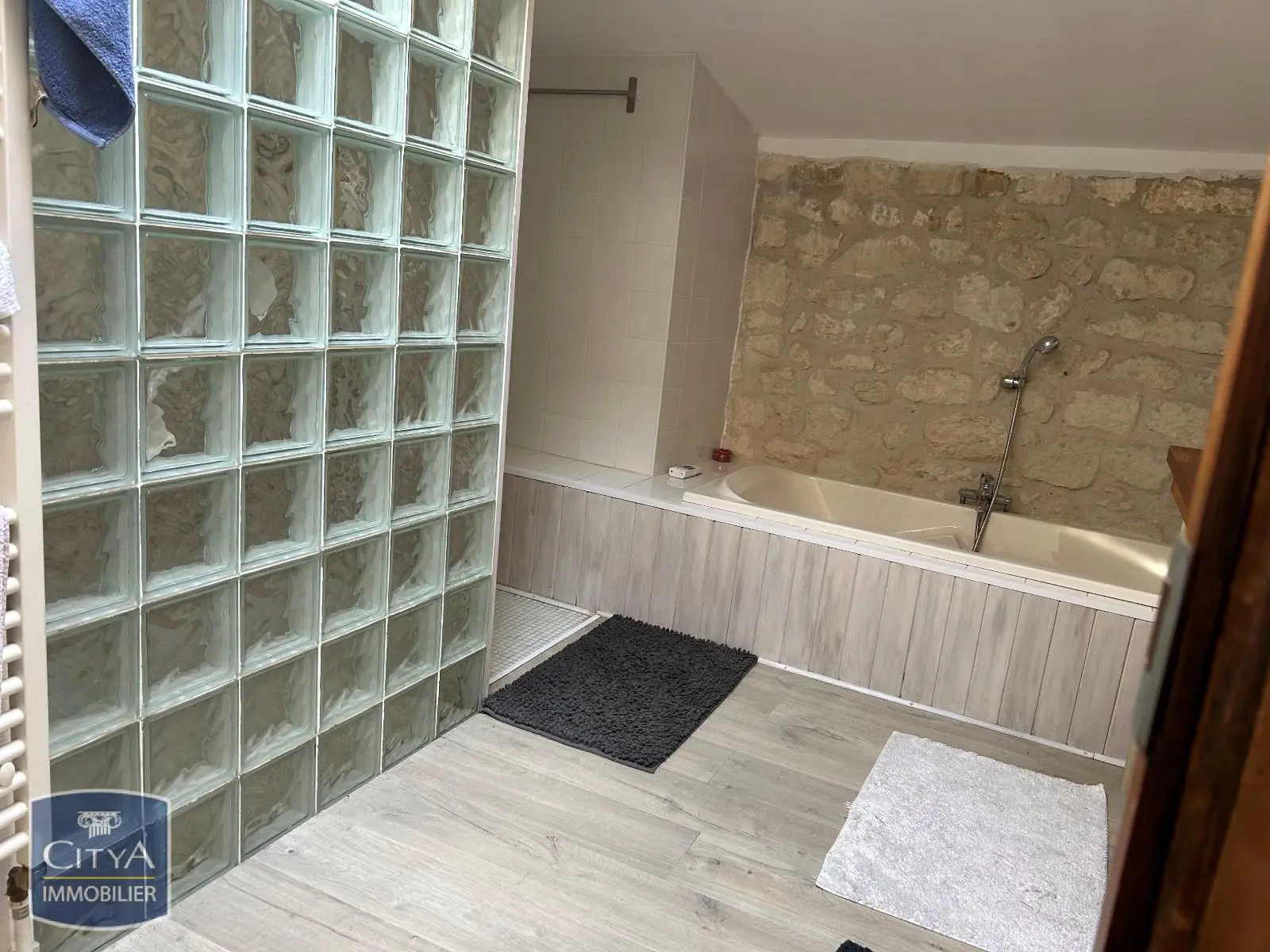 Photo 11 Maison 5 pièces 170m²