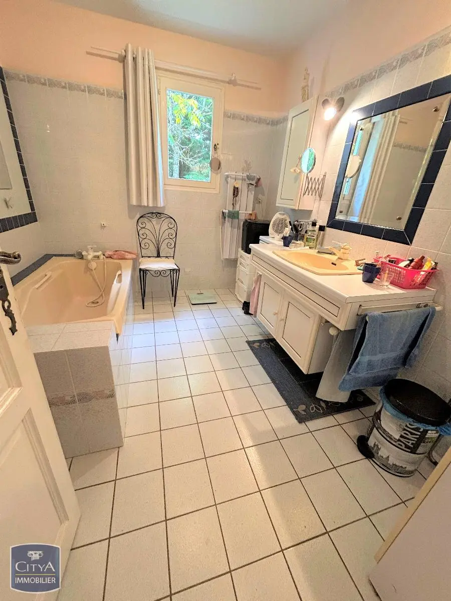 Photo 6 Maison 6 pièces 155m²