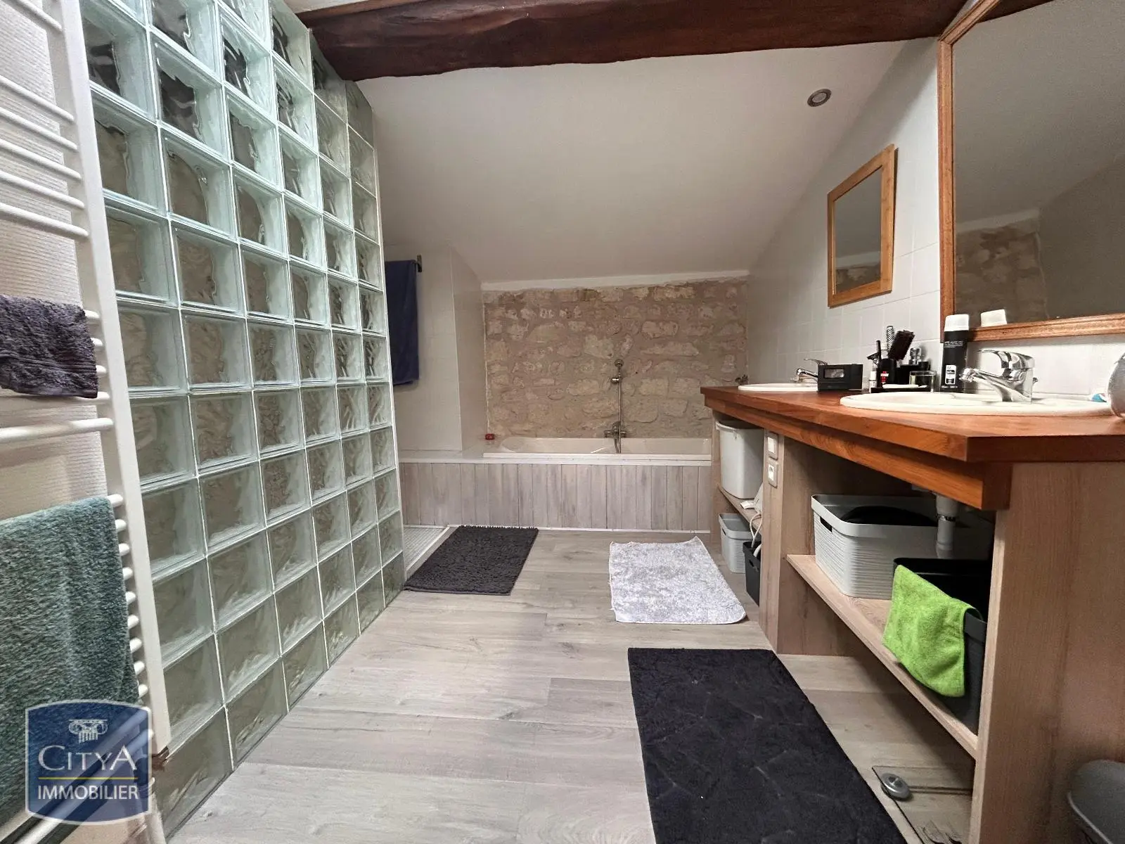 Photo 8 Maison 5 pièces 170m²