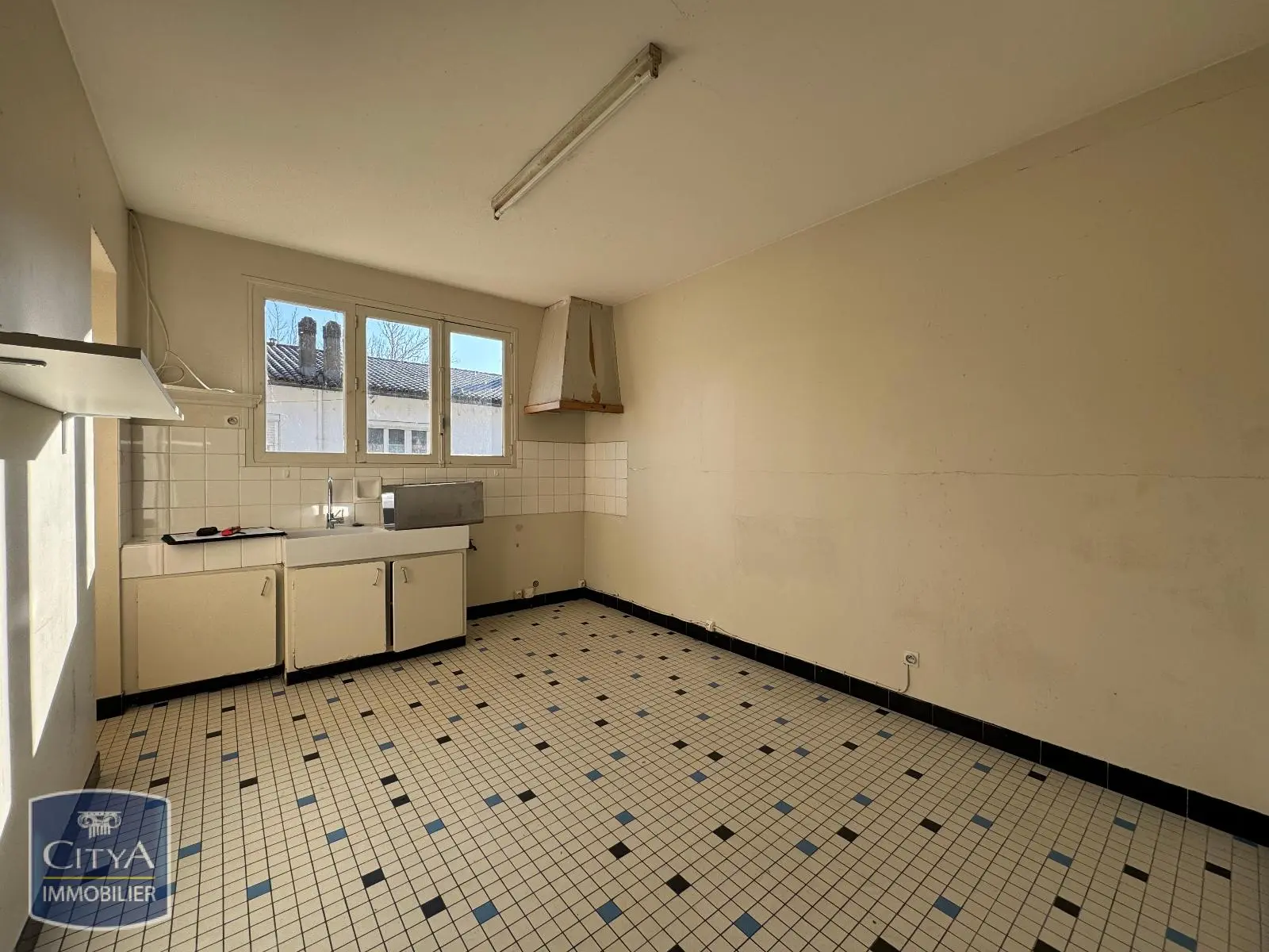 Photo 1 appartement Saintes
