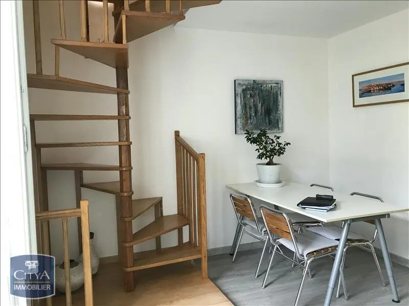 Photo 1 maison Saintes