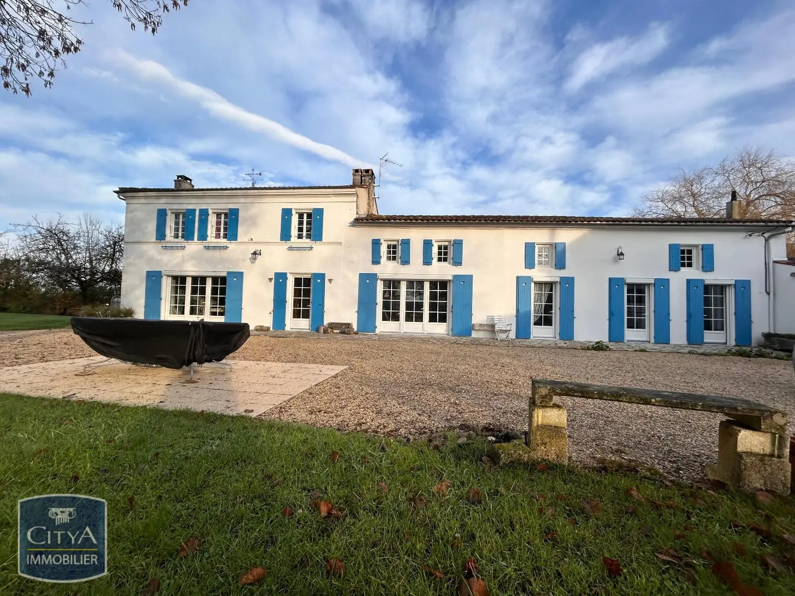 Photo 2 Maison 5 pièces 185m²