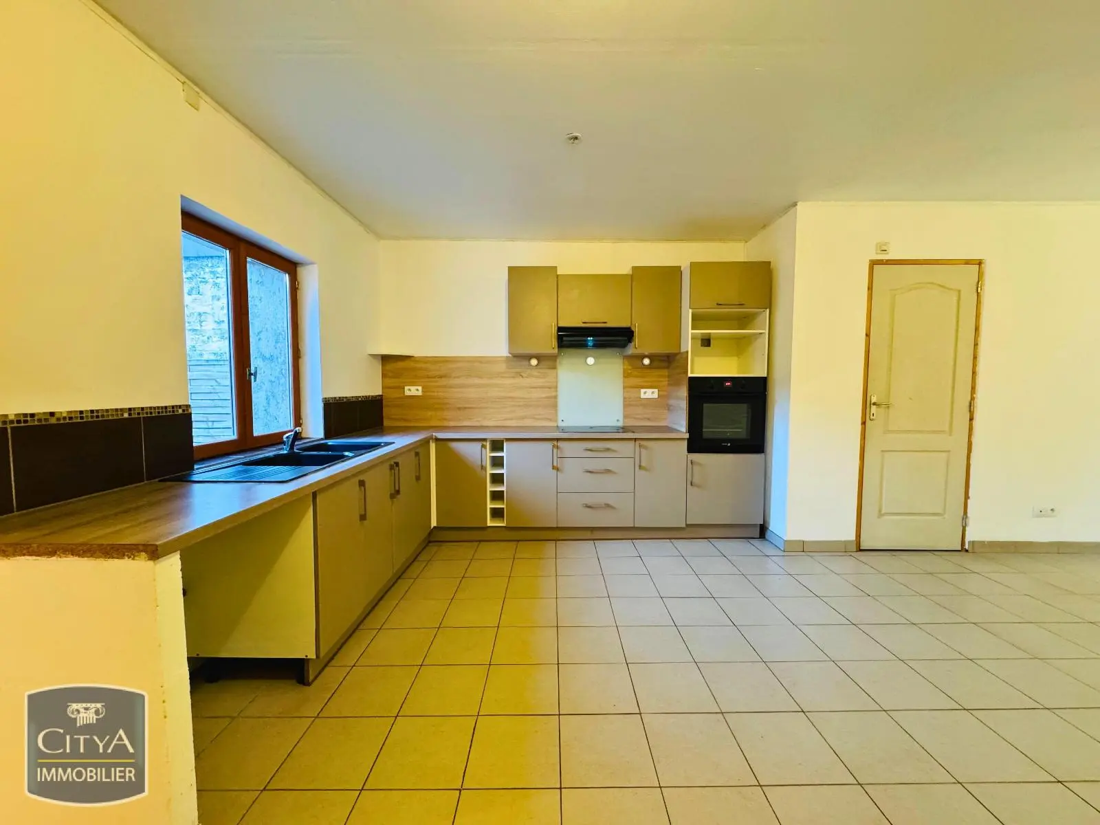 Photo 2 Maison 3 pièces 82.4m²