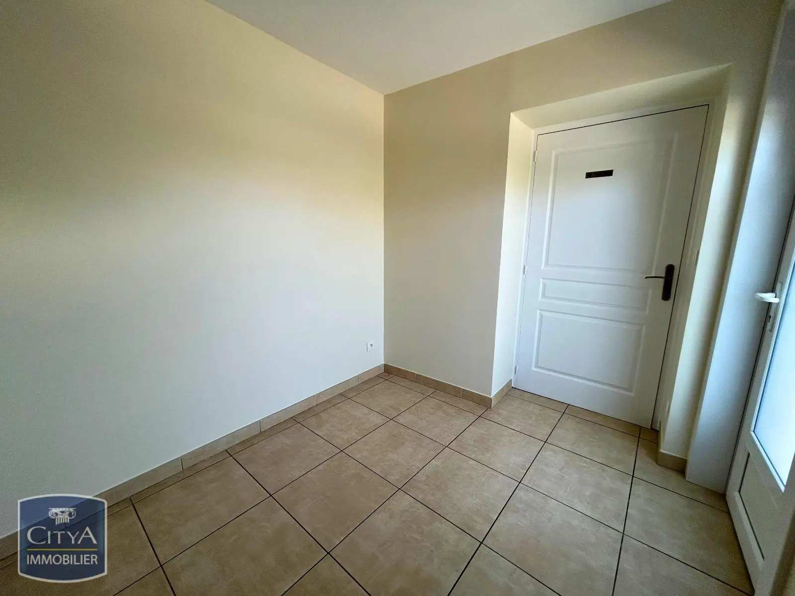 Photo 3 Local Commercial 31m²