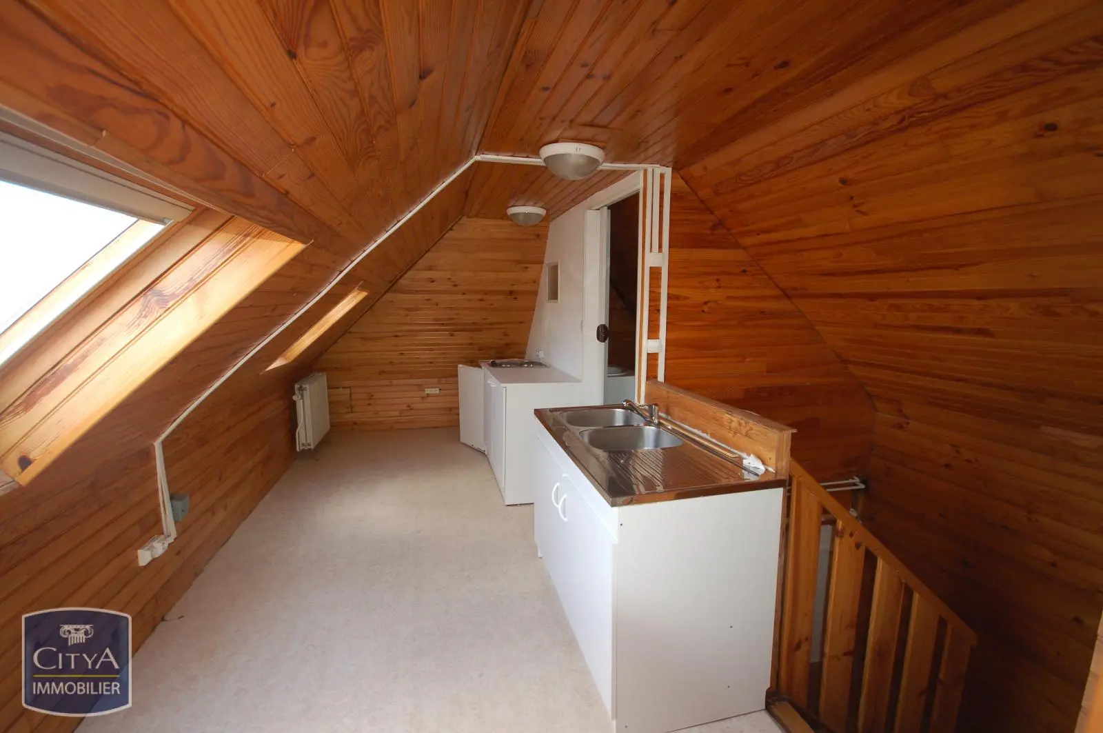 Photo 1 Appartement 1 pièce 9.2m²