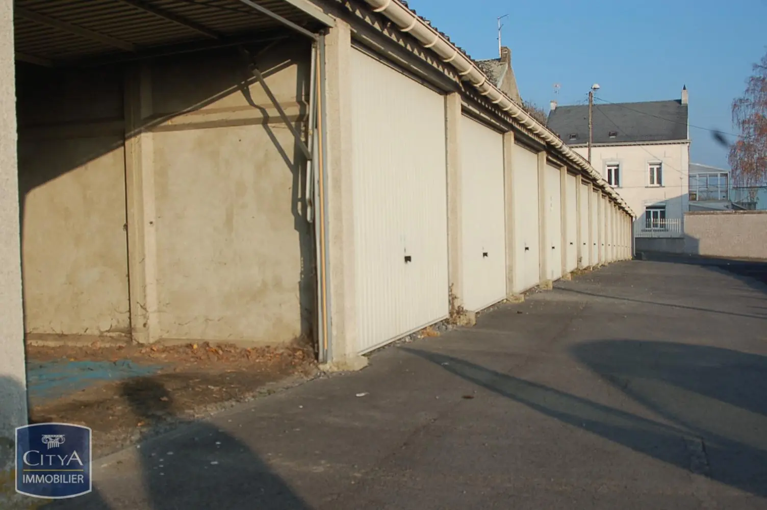 Photo 1 Parking 12m²