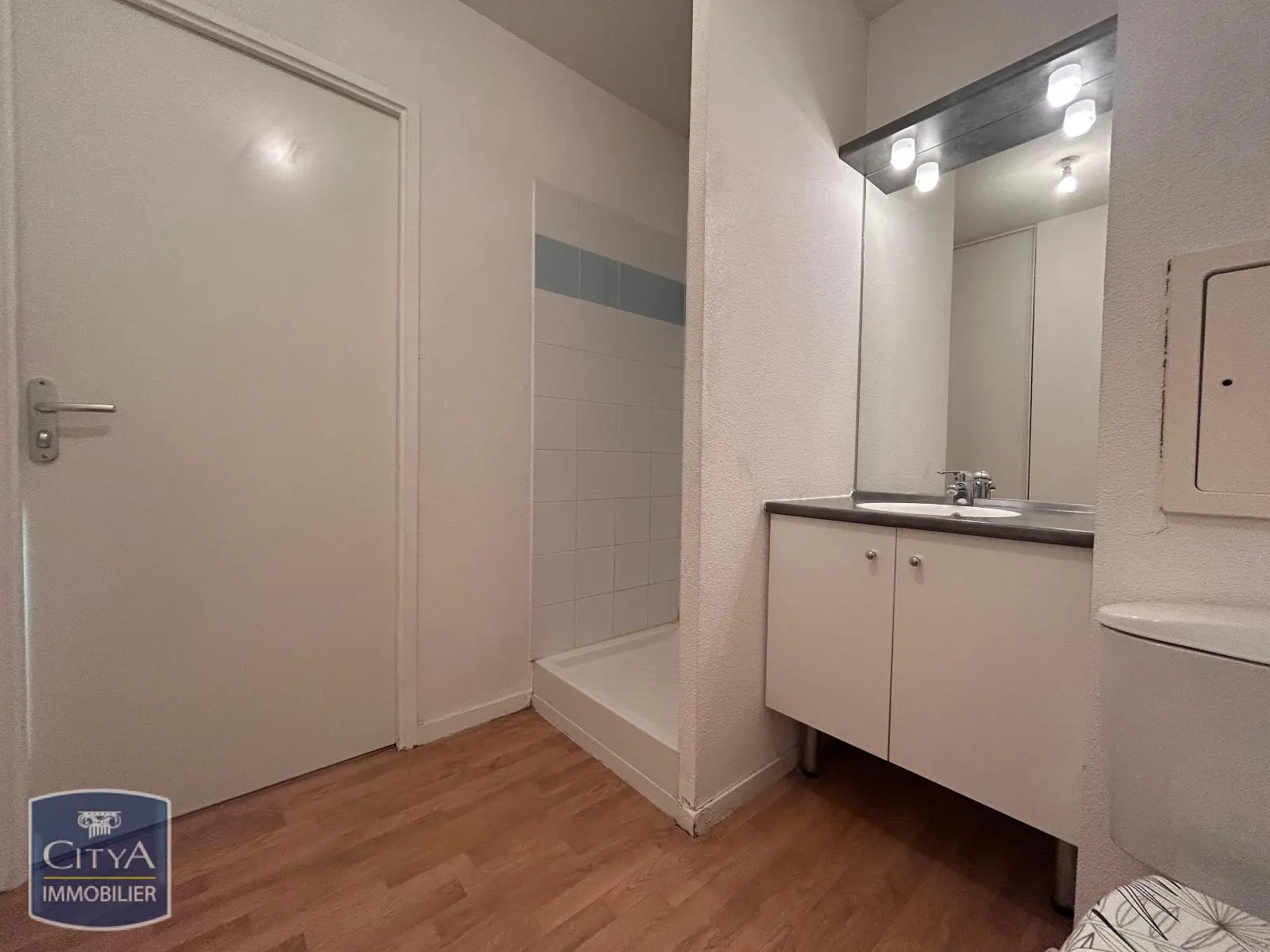 Photo 8 Appartement 1 pièce 20.76m²