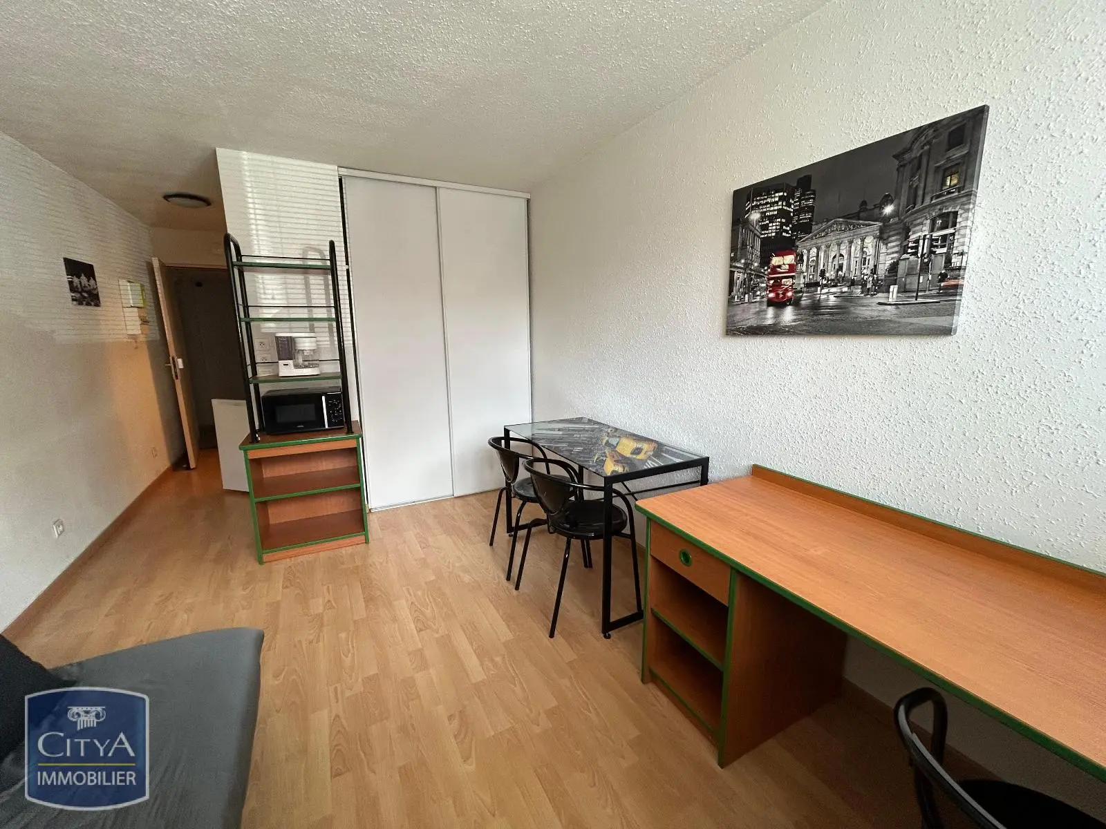 Photo 2 Appartement 1 pièce 20.19m²