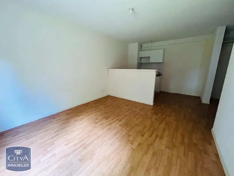 Photo 6 Appartement 1 pièce 30.56m²