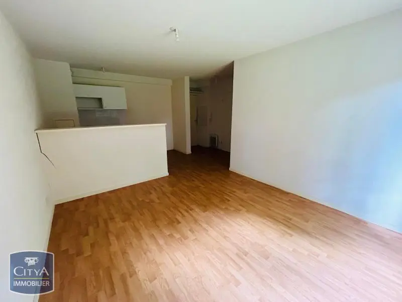 Photo 7 Appartement 1 pièce 30.56m²
