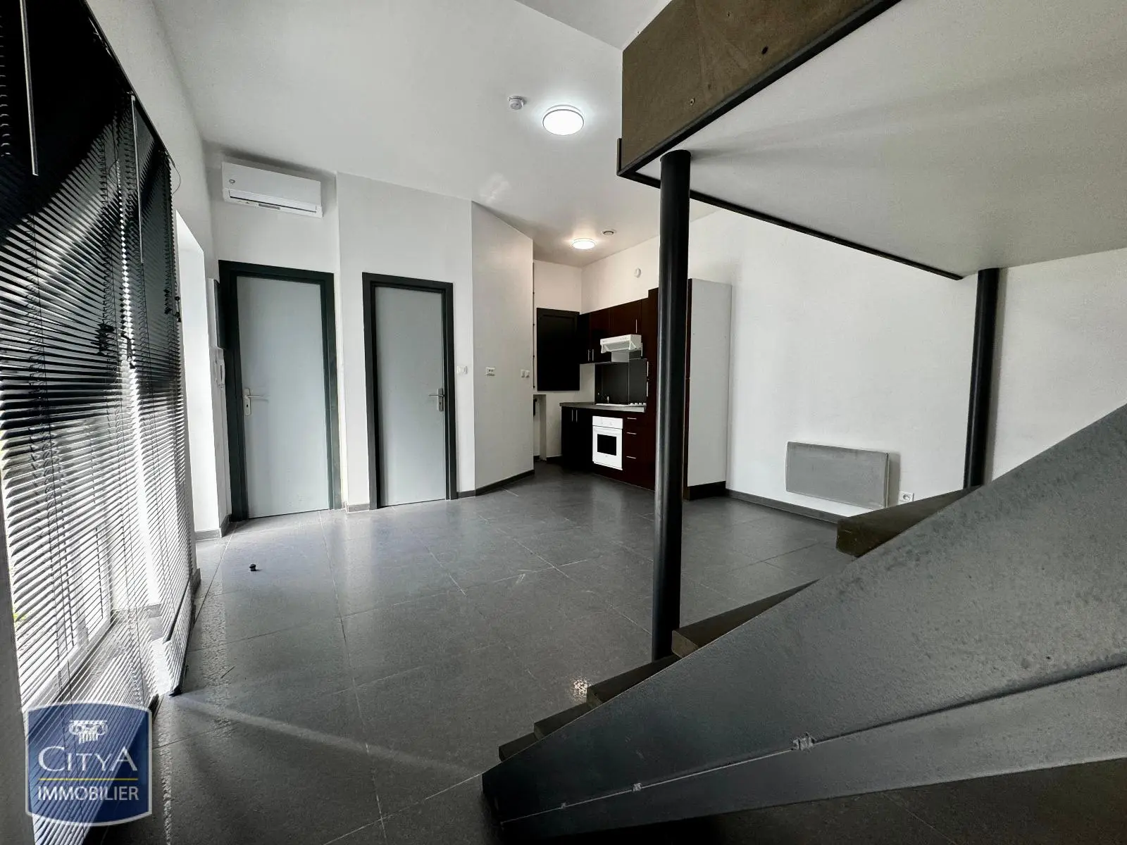 Photo 4 Appartement 1 pièce 28.02m²