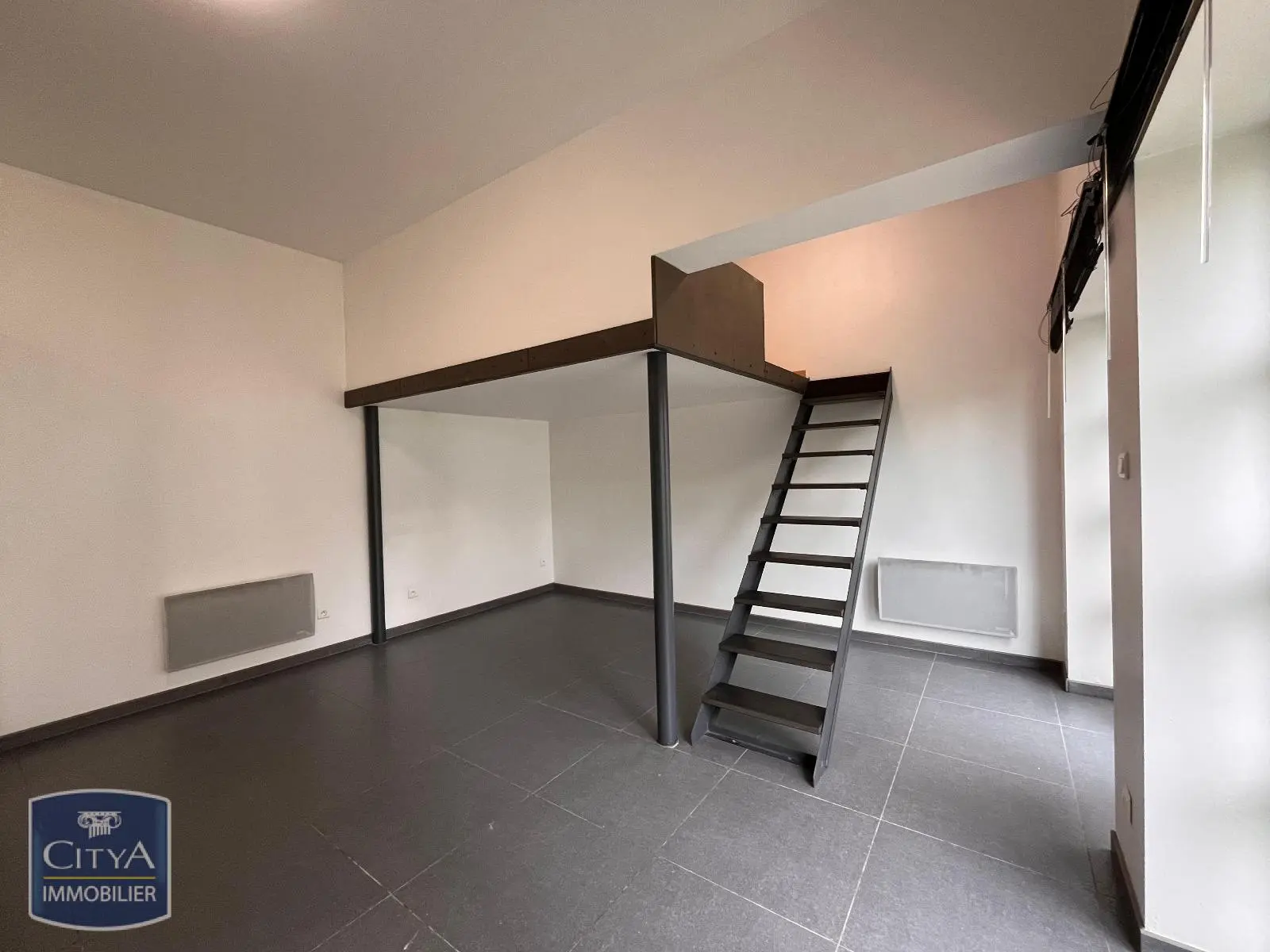 Photo 7 Appartement 1 pièce 28.02m²