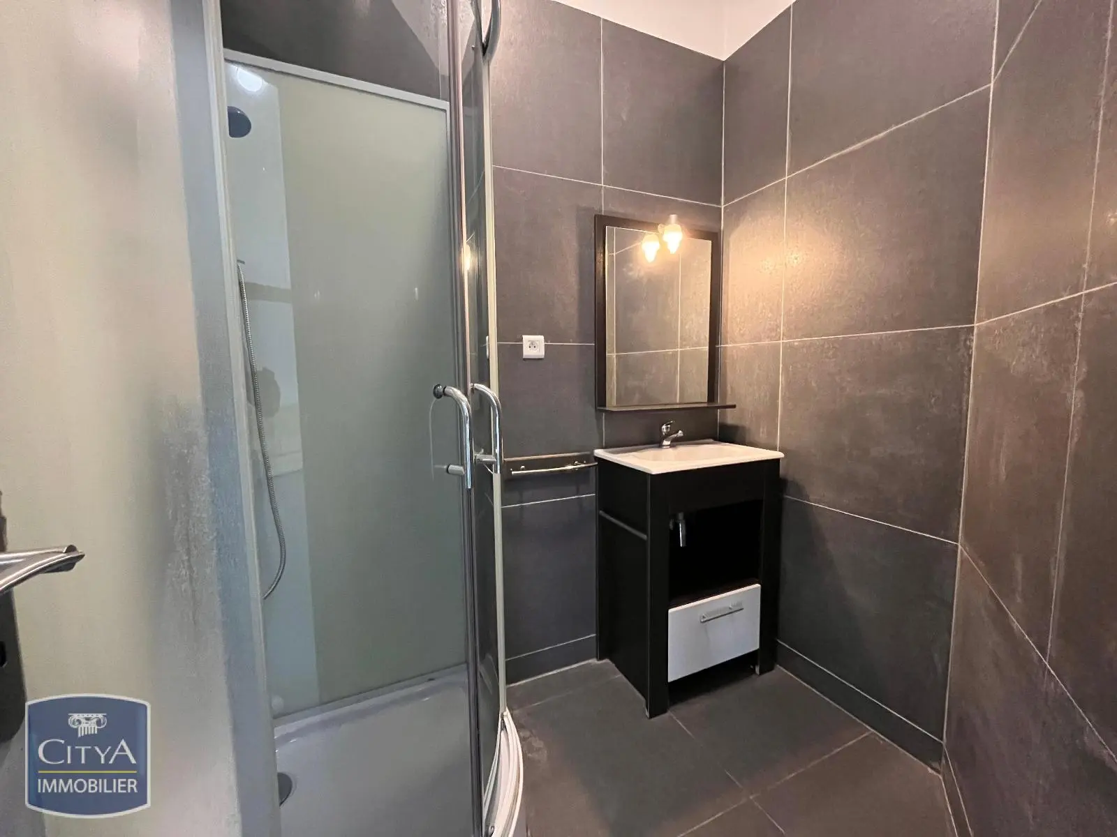 Photo 5 Appartement 1 pièce 28.02m²