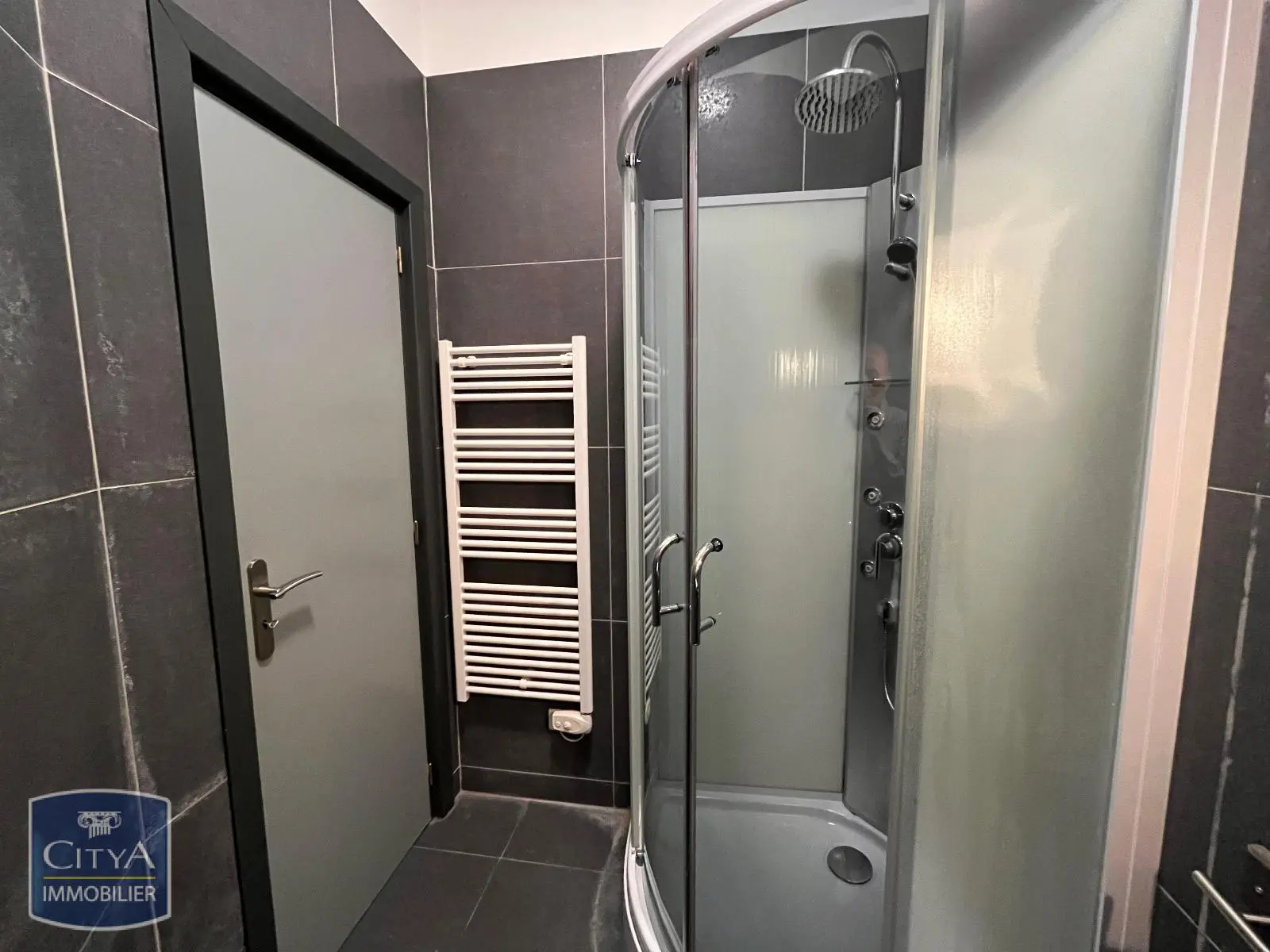 Photo 8 Appartement 1 pièce 28.02m²