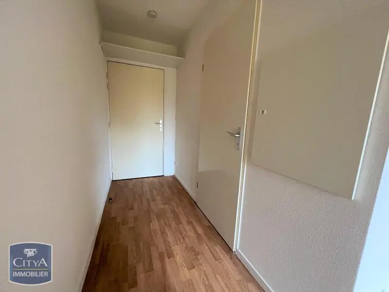 Photo 3 Appartement 1 pièce 20.24m²