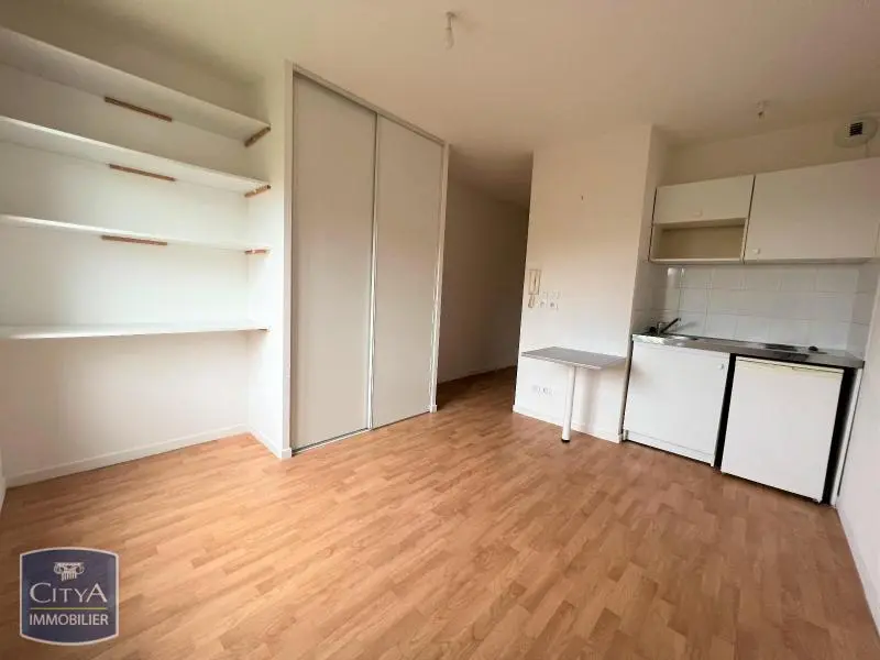 Photo 1 Appartement 1 pièce 20.24m²