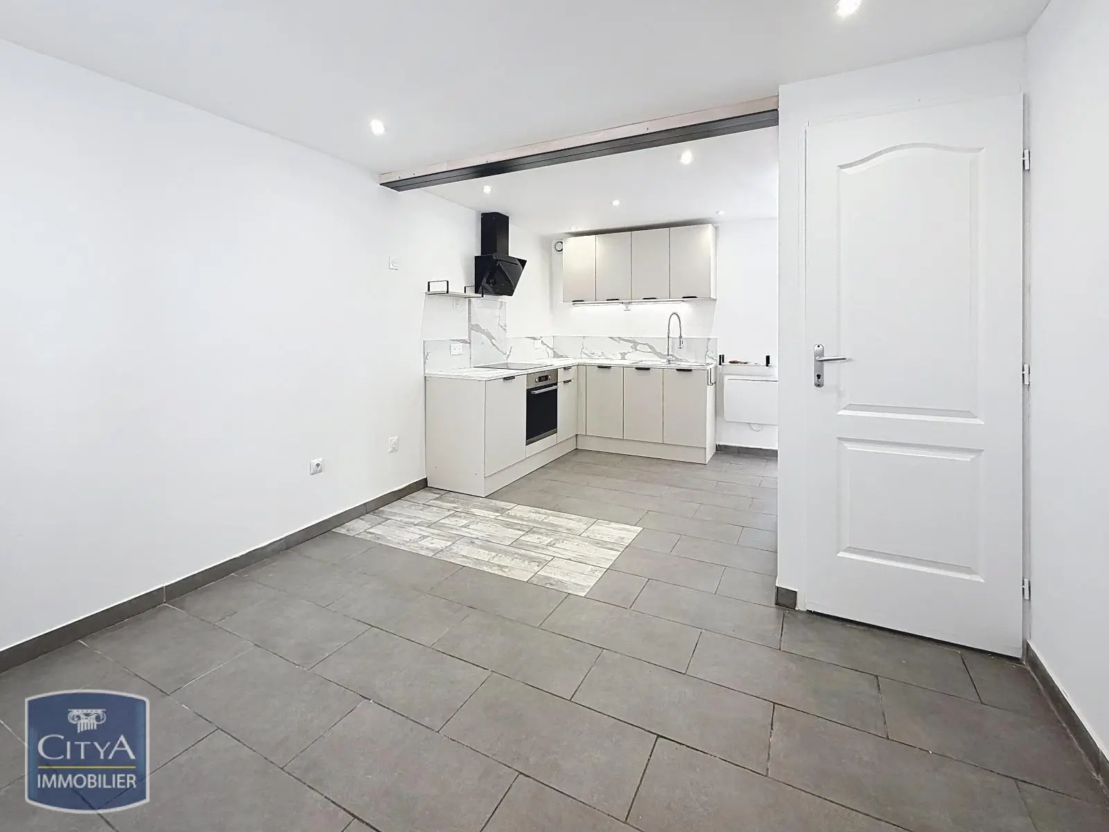 Photo 3 Appartement 3 pièces 52.67m²