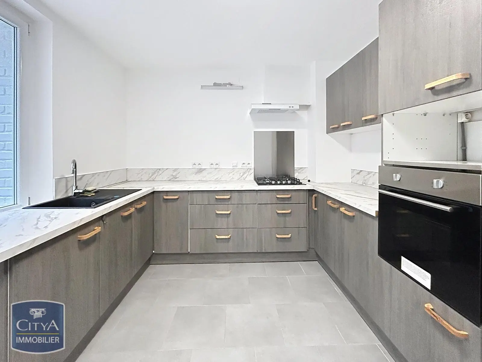 Photo 2 Appartement 4 pièces 116.36m²