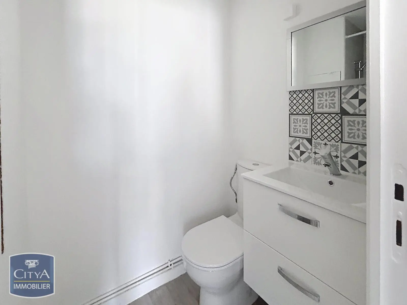 Photo 4 Appartement 1 pièce 16.1m²