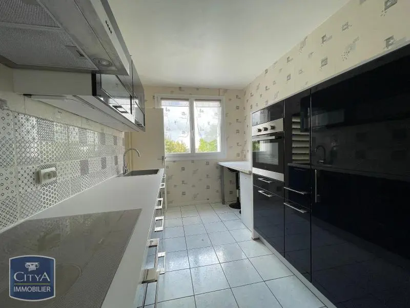 Photo 1 Appartement 4 pièces 64m²