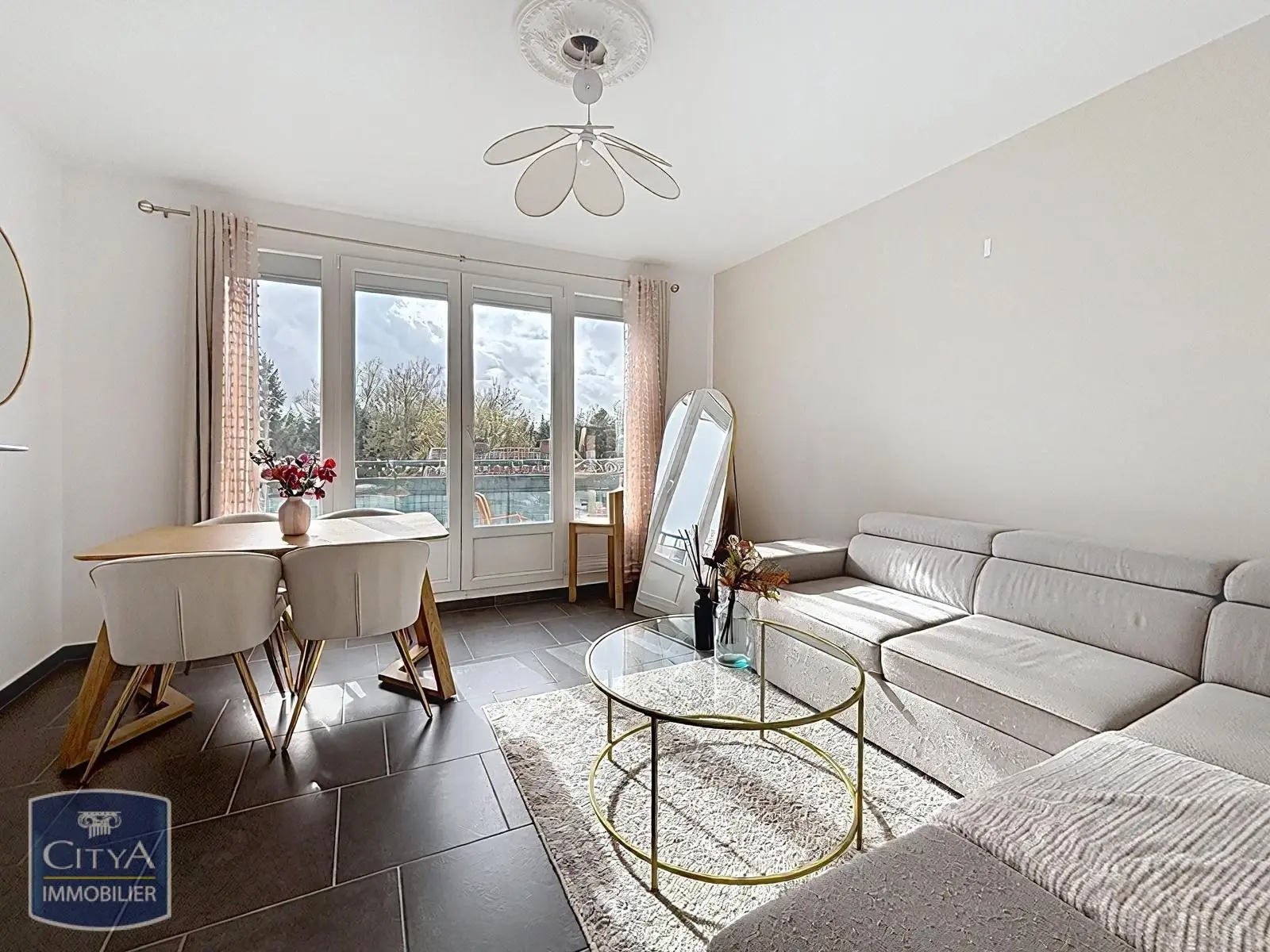 Photo 1 Appartement 3 pièces 60.59m²