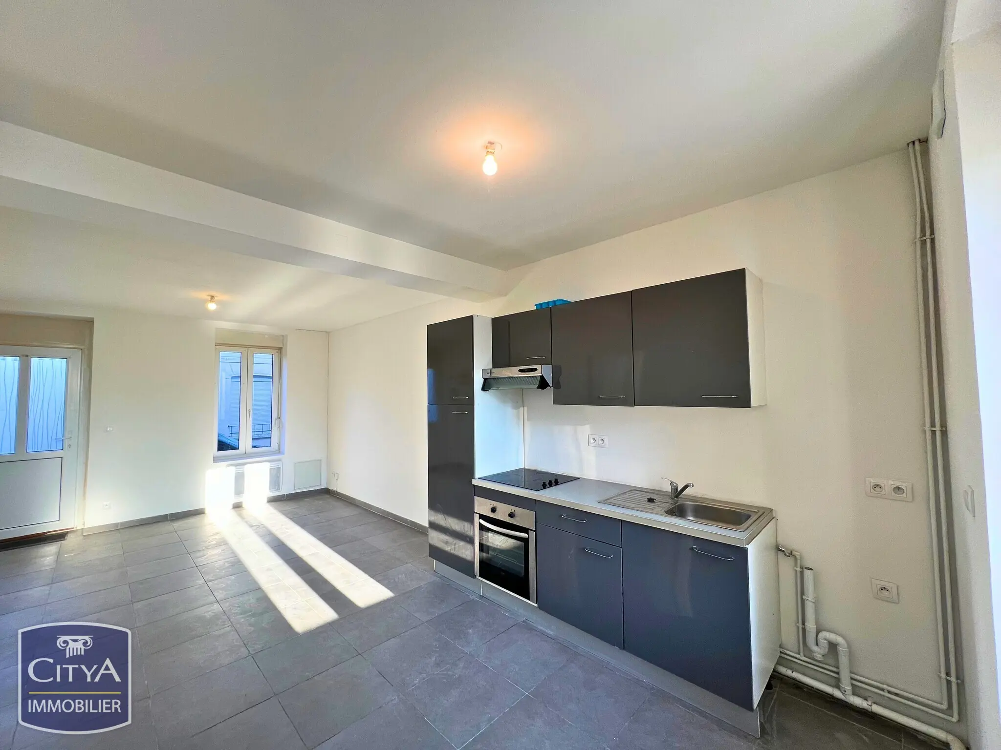 Photo 1 Maison 4 pièces 75m²