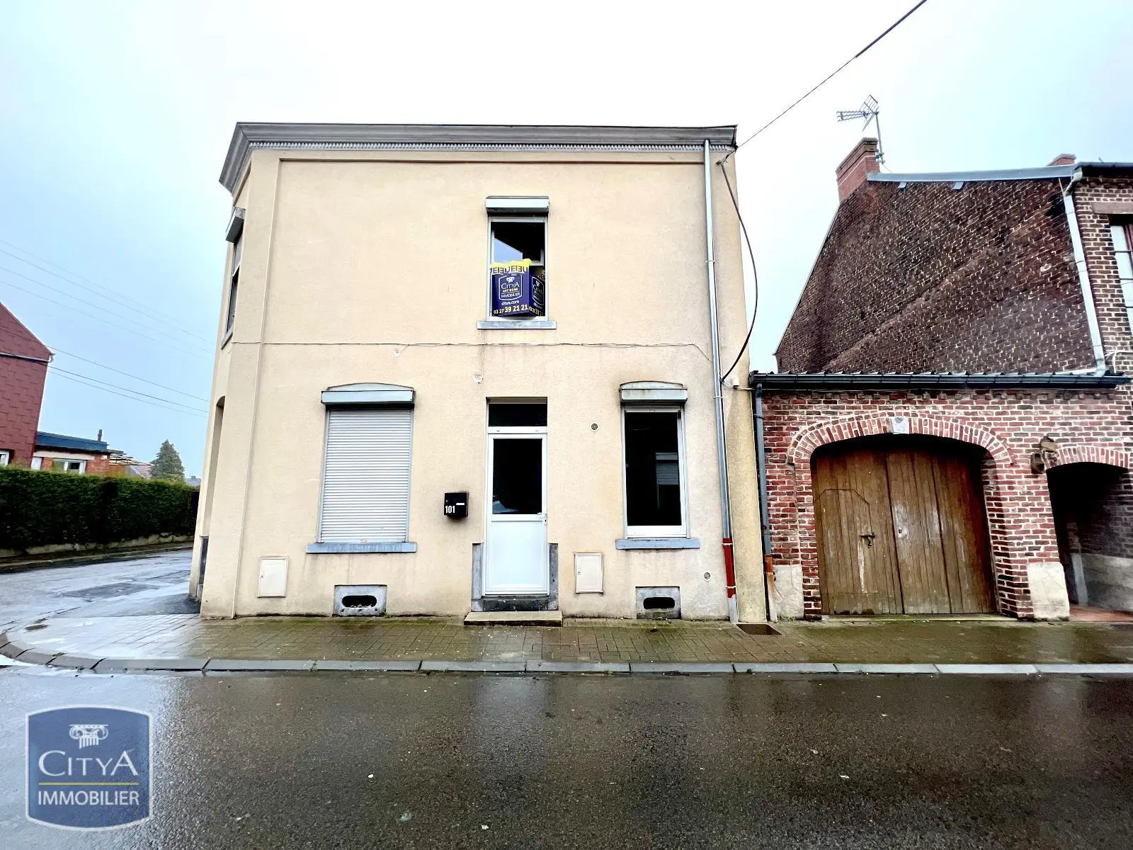 Photo 1 Maison 7 pièces 150m²