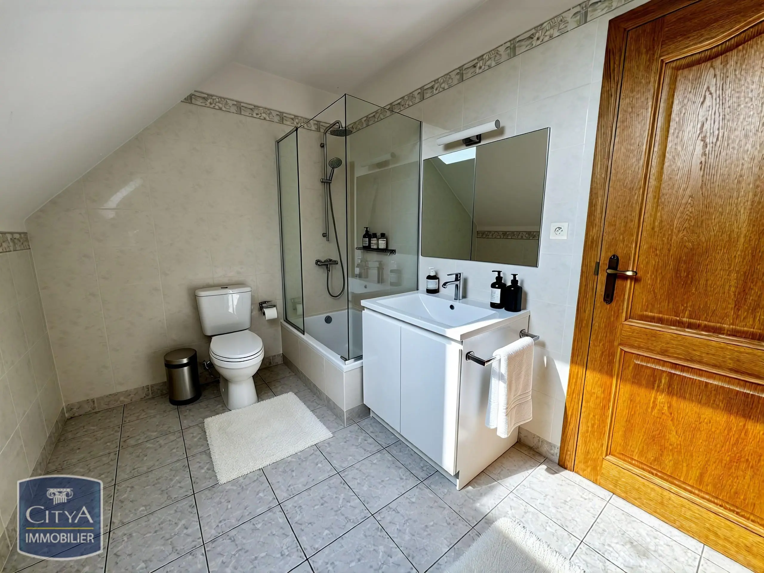 Photo 7 Maison 7 pièces 180m²