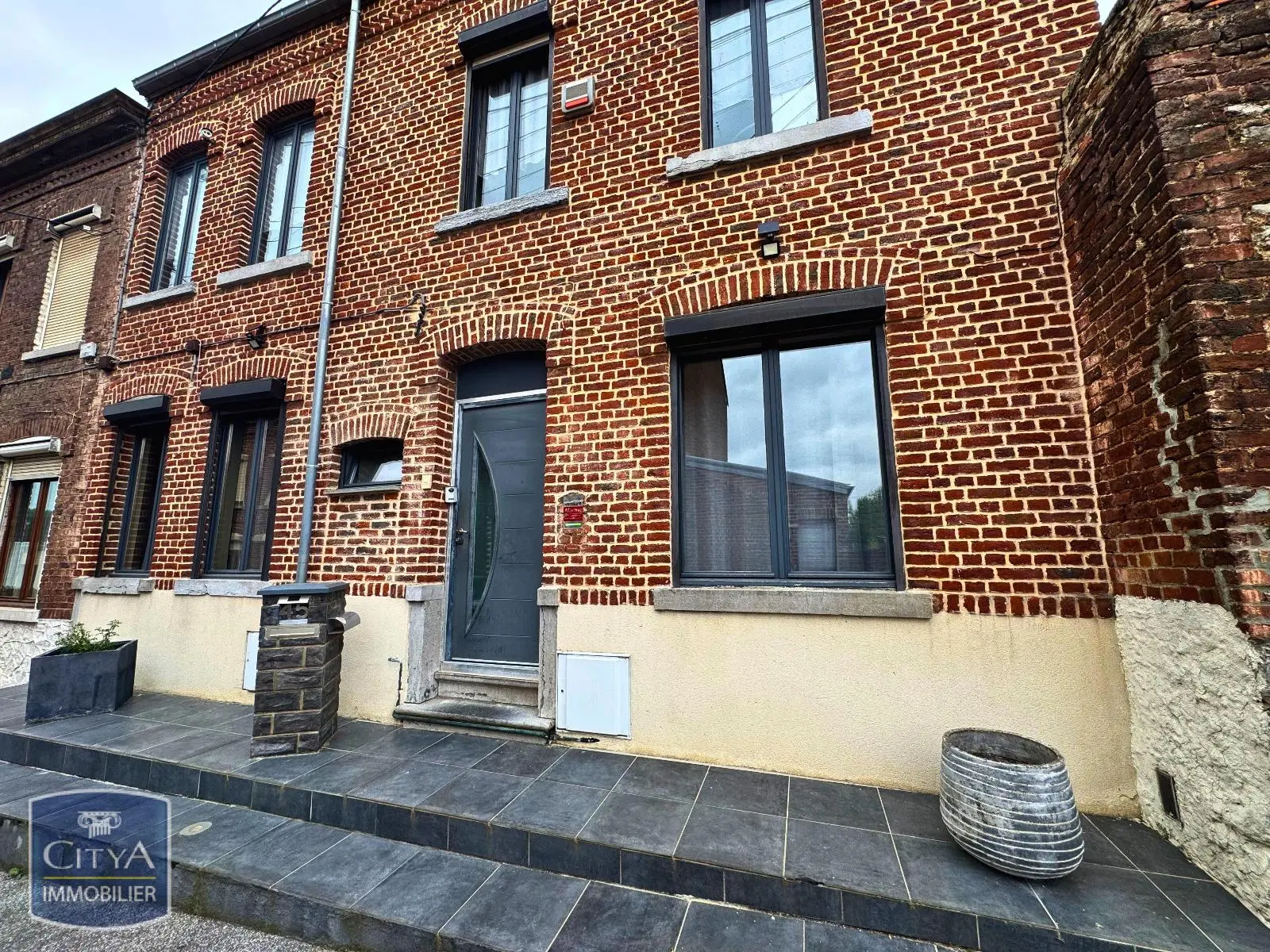 Photo 27 Maison 9 pièces 207m²