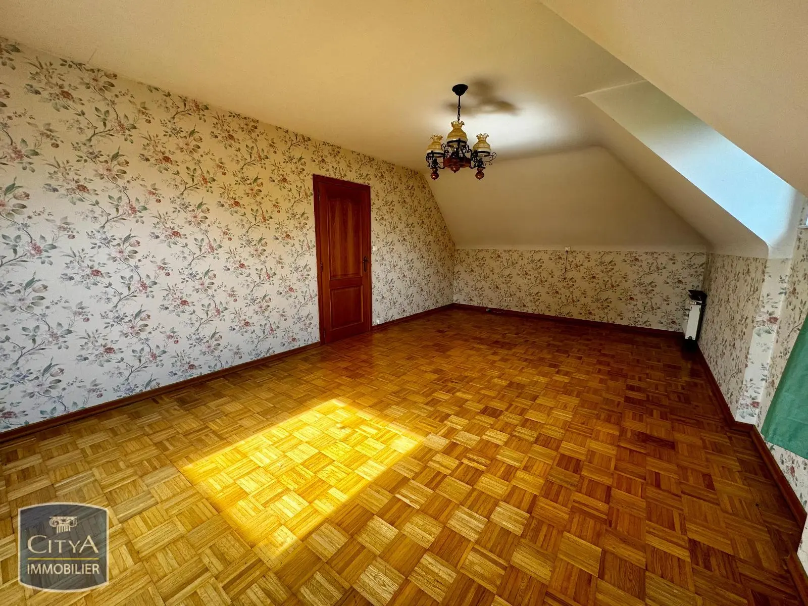 Photo 9 Maison 7 pièces 180m²