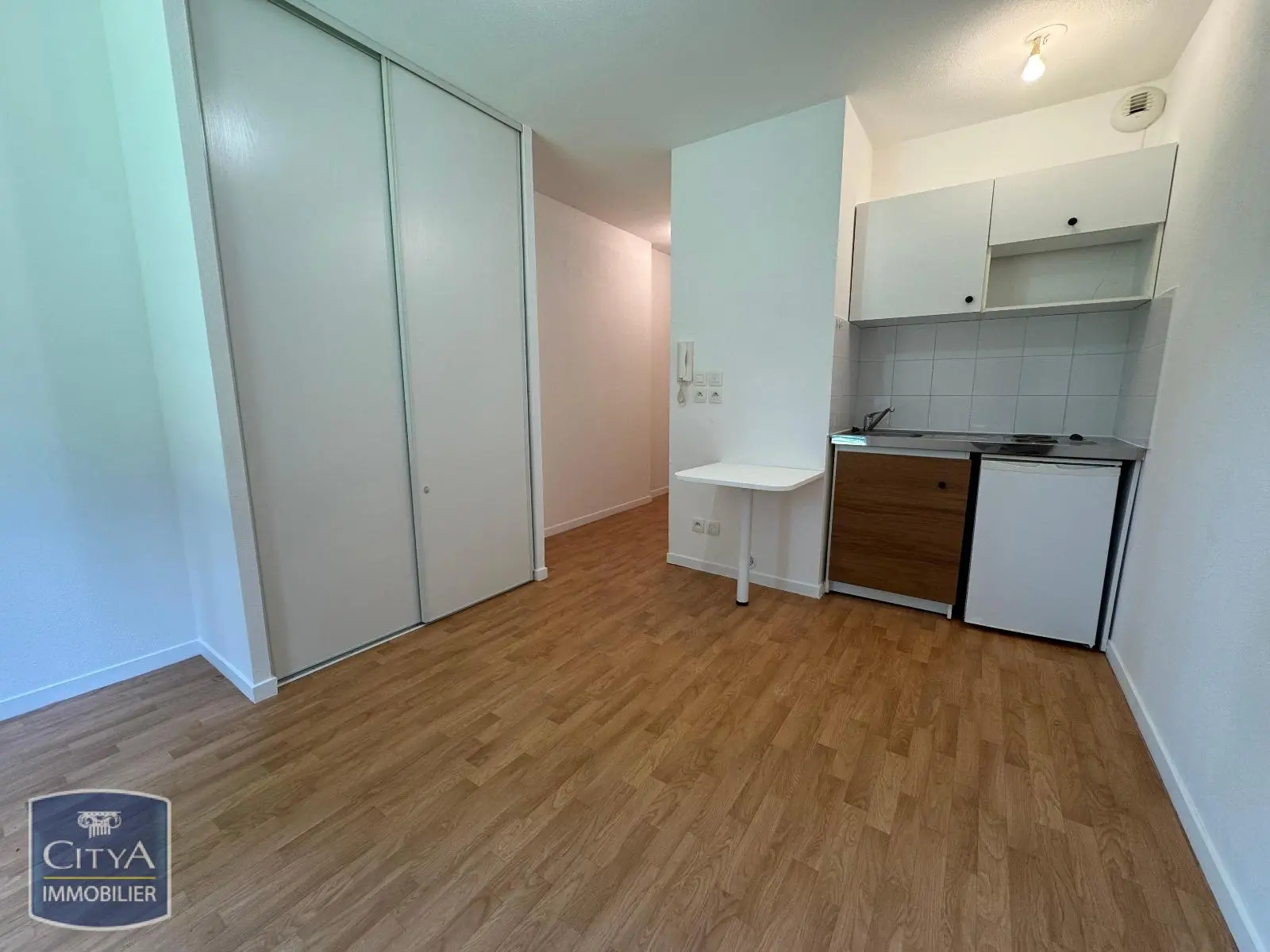 Photo 4 Appartement 1 pièce 18.94m²