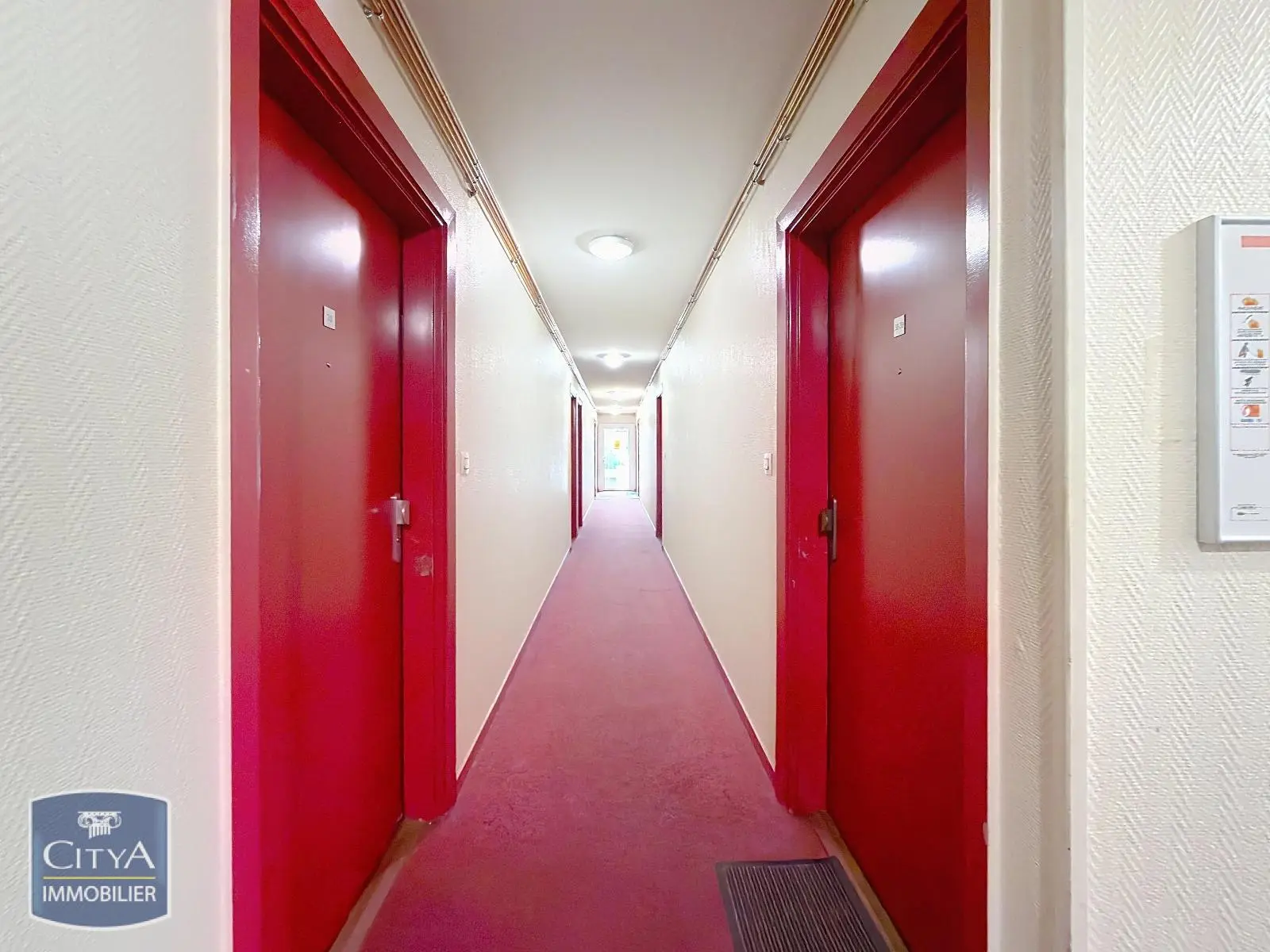 Photo 13 Appartement 1 pièce 30.43m²