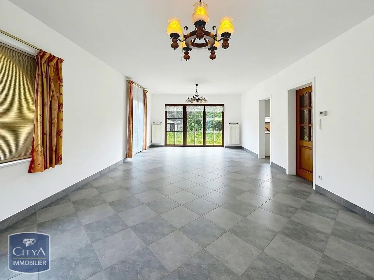 Photo 5 Maison 7 pièces 180m²