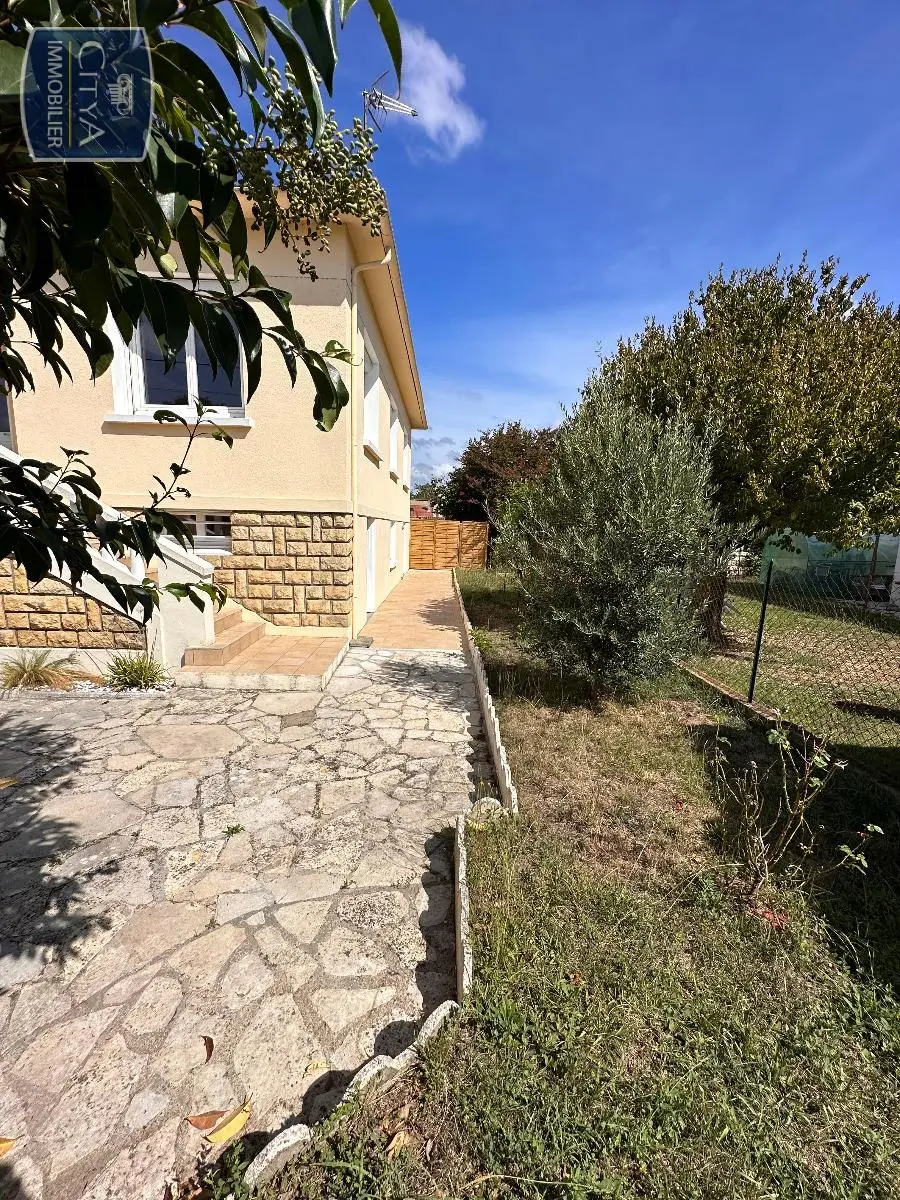 Photo 13 Appartement 4 pièces 77.76m²