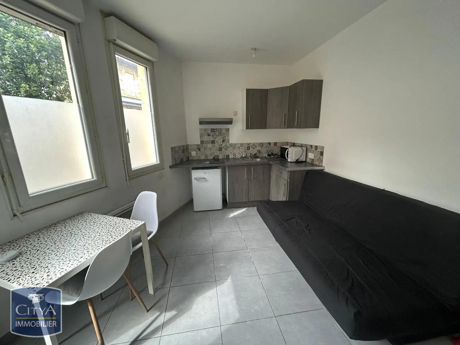 Photo 2 Appartement 1 pièce 23.5m²