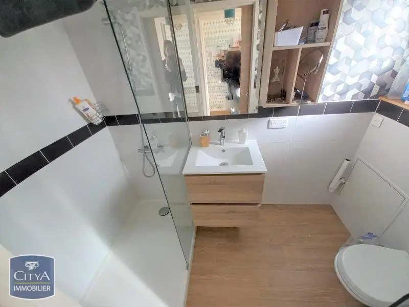 Photo 4 Appartement 1 pièce 23.92m²