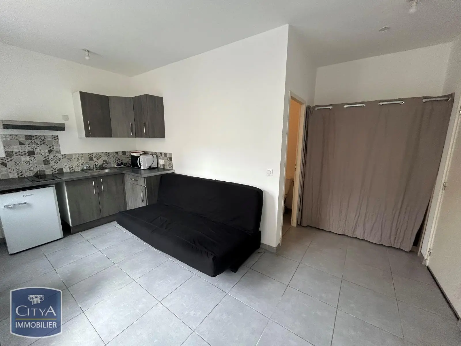 Photo 3 Appartement 1 pièce 23.5m²
